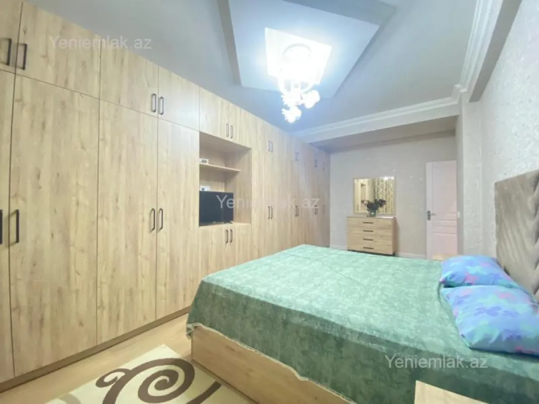 Satılır 3 otaqlı yeni tikili 97.9 m²