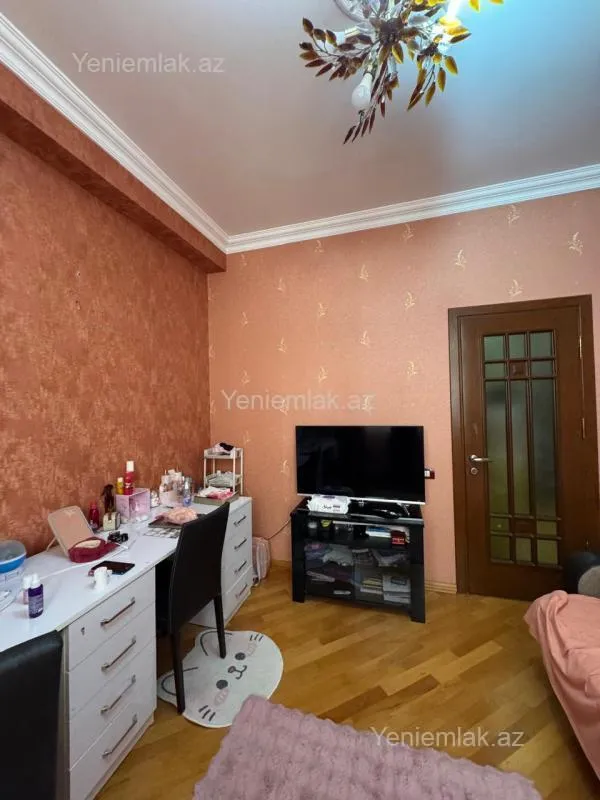 Satılır 3 otaqlı yeni tikili 120 m²