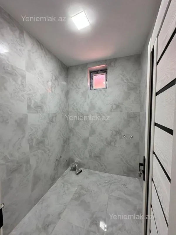 Satılır 1 otaqlı yeni tikili 50 m²