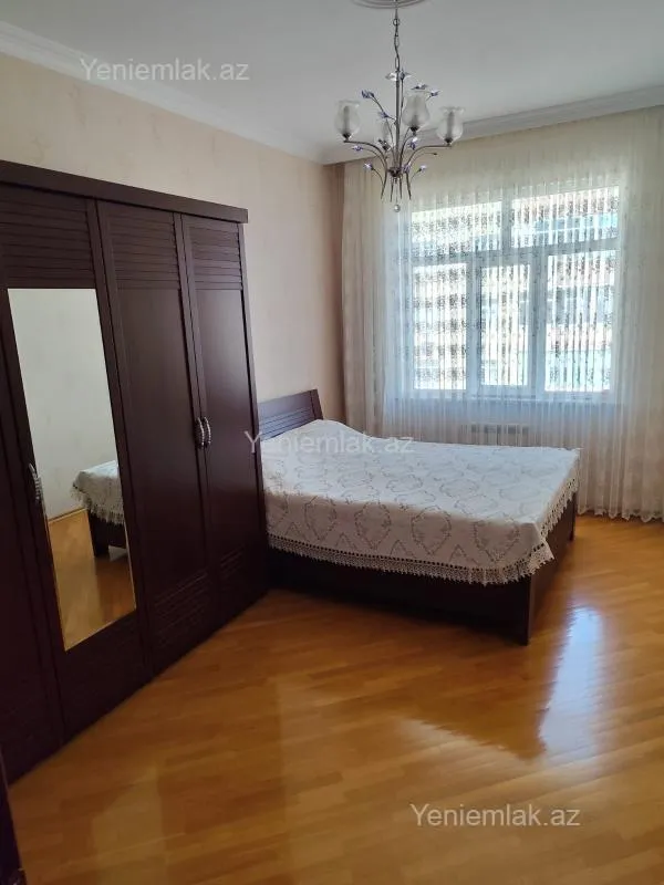 Satılır 3 otaqlı yeni tikili 167 m²
