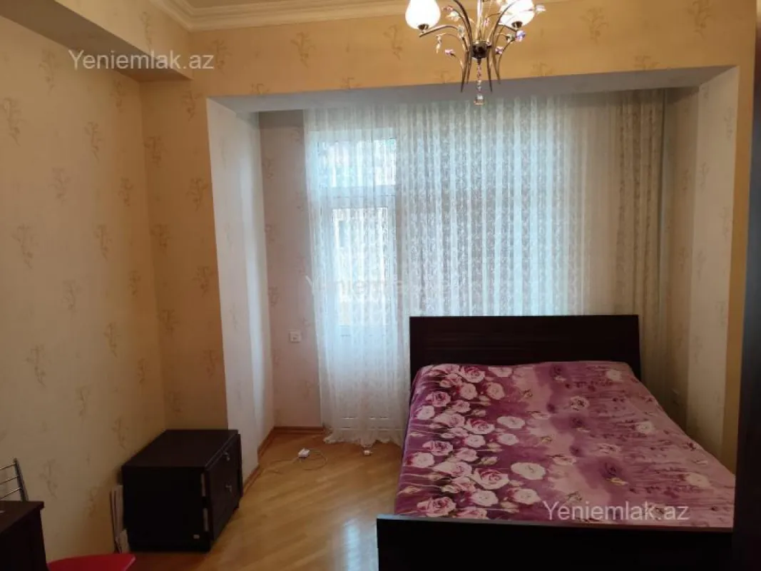 Satılır 3 otaqlı yeni tikili 167 m²