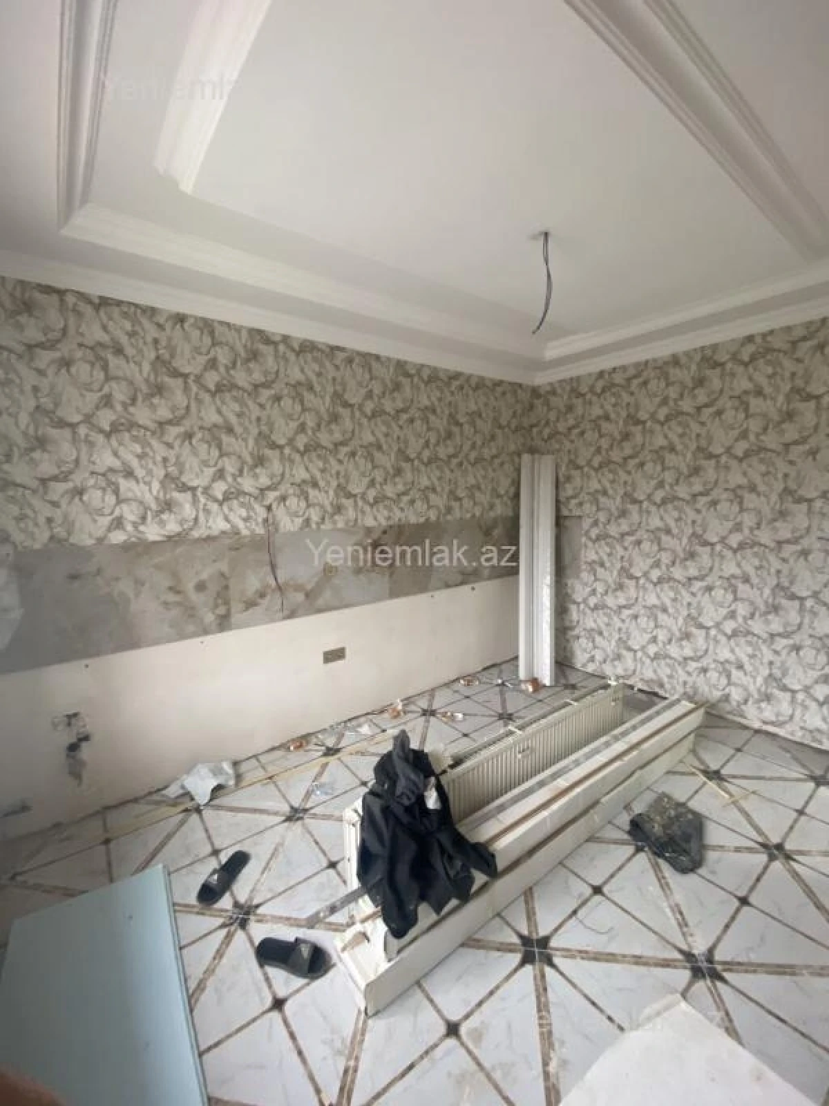 Satılır 2 otaqlı köhnə tikili 50 m²