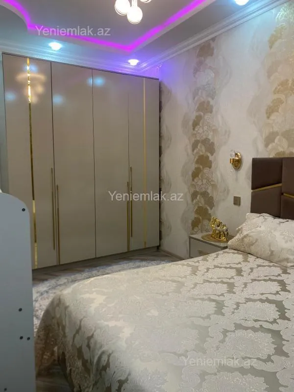 Satılır 3 otaqlı yeni tikili 80 m²
