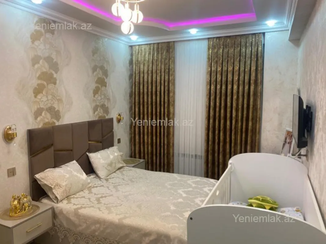 Satılır 3 otaqlı yeni tikili 80 m²