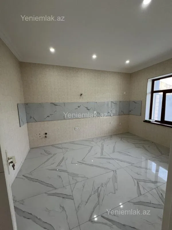 Satılır 2 otaqlı yeni tikili 50 m²