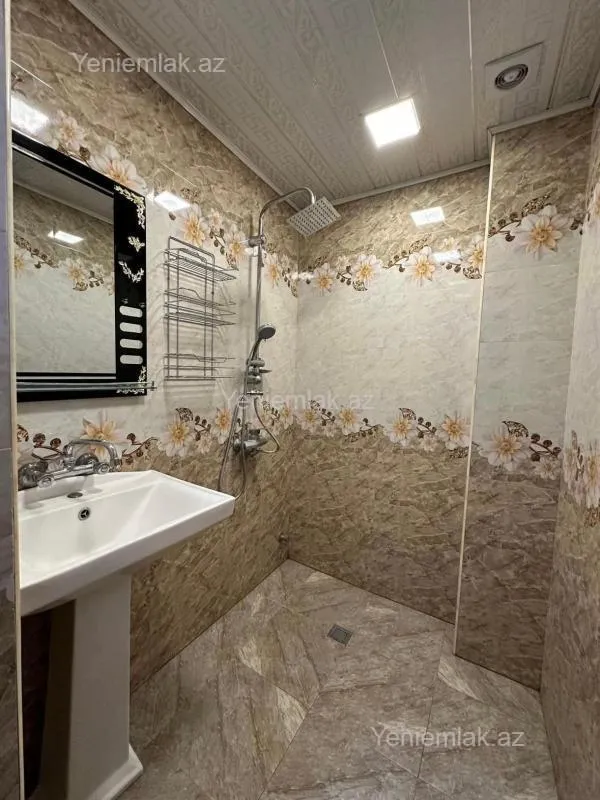 Satılır 3 otaqlı yeni tikili 78 m²