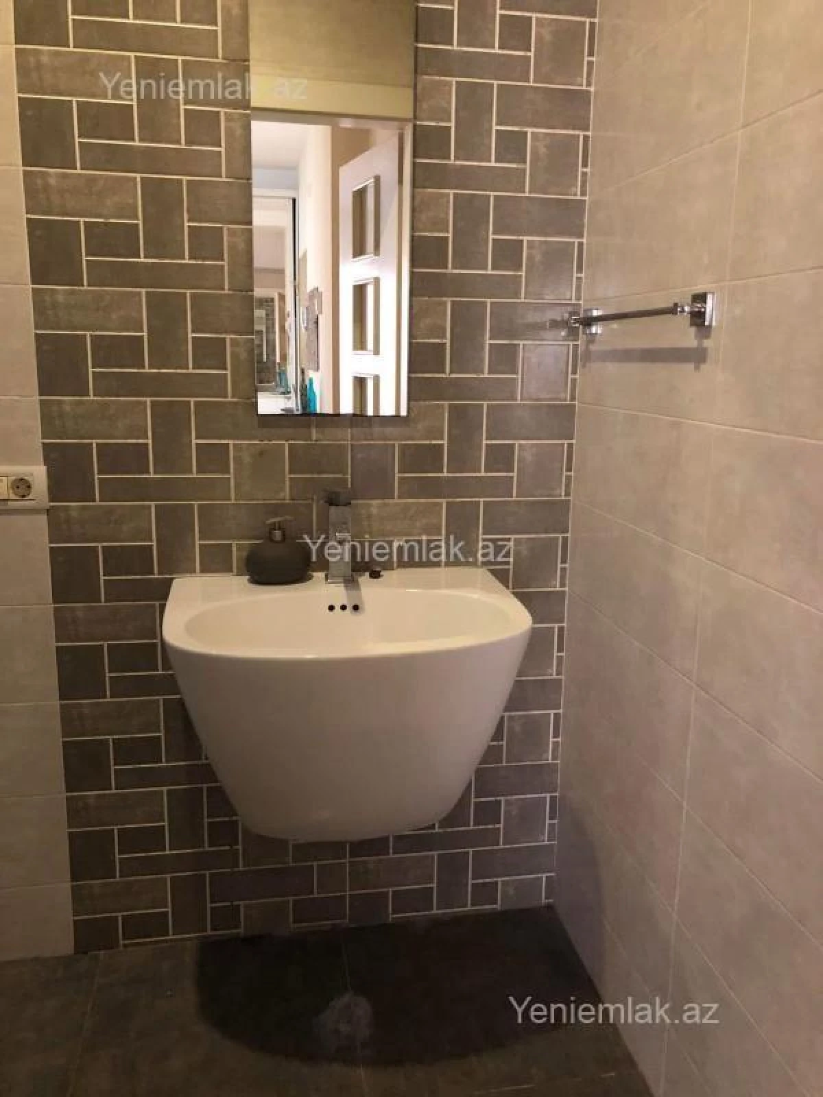 Satılır 6 otaqlı yeni tikili 433 m²