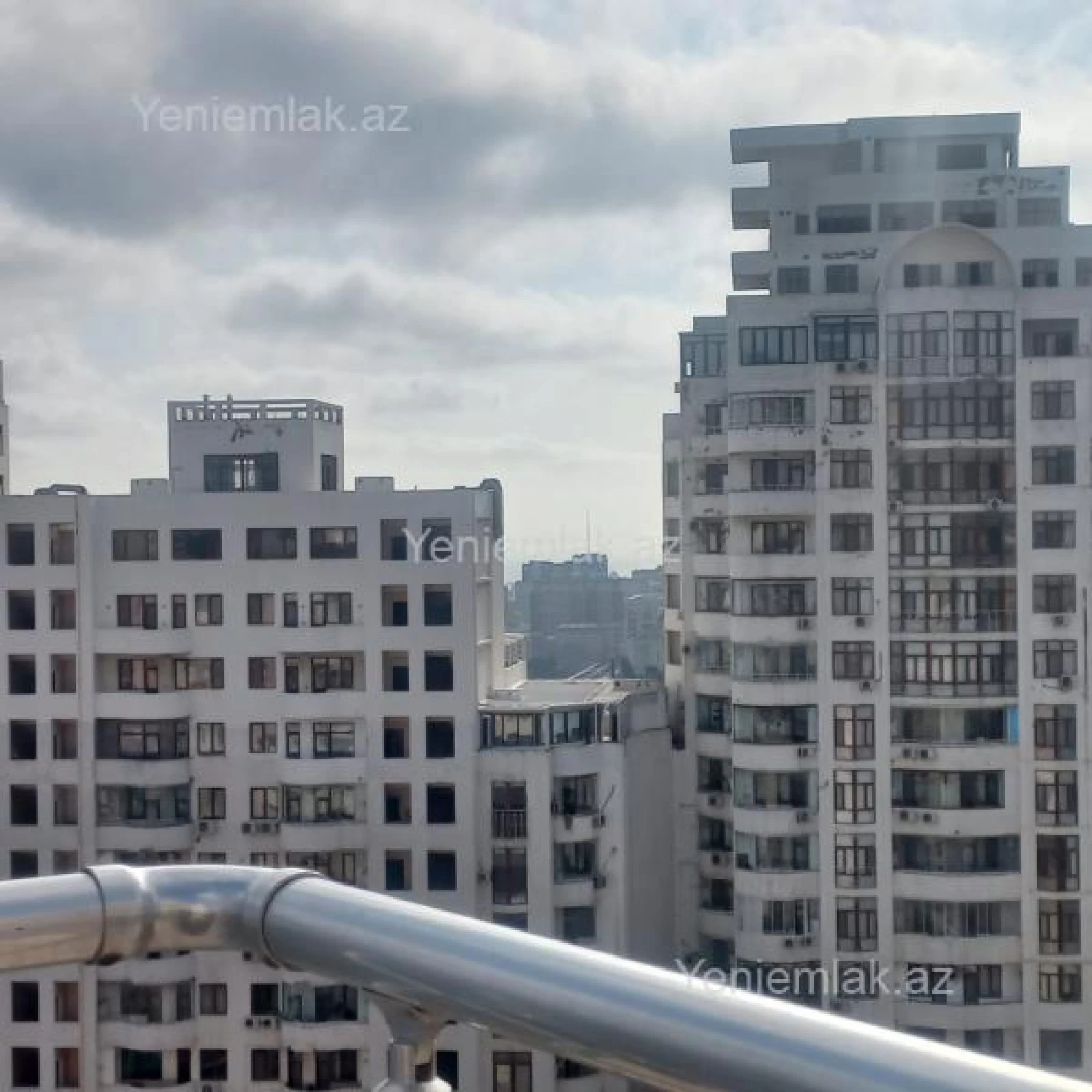 Satılır 6 otaqlı yeni tikili 433 m²