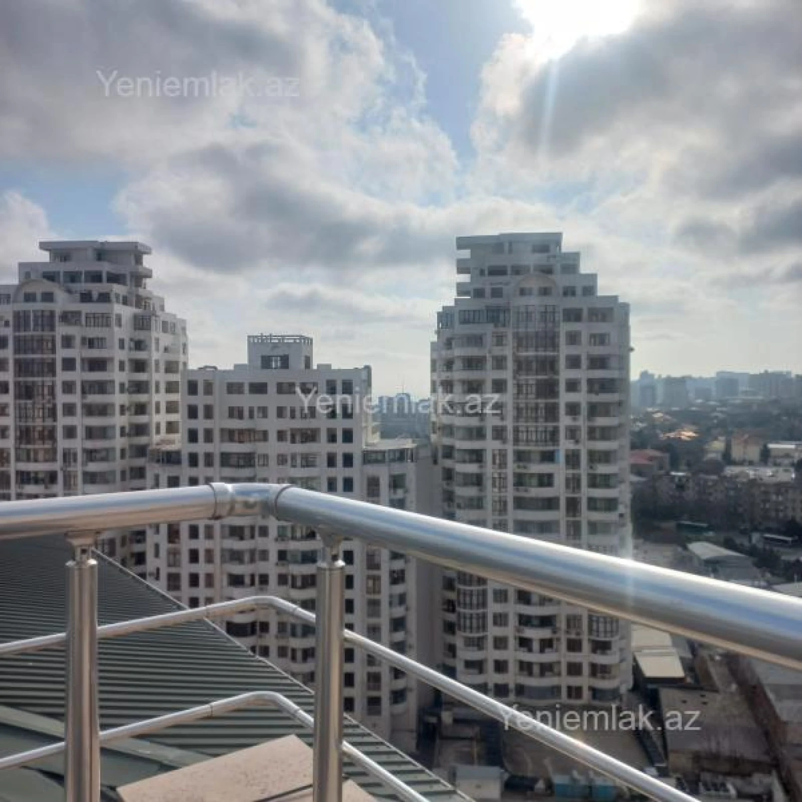 Satılır 6 otaqlı yeni tikili 433 m²