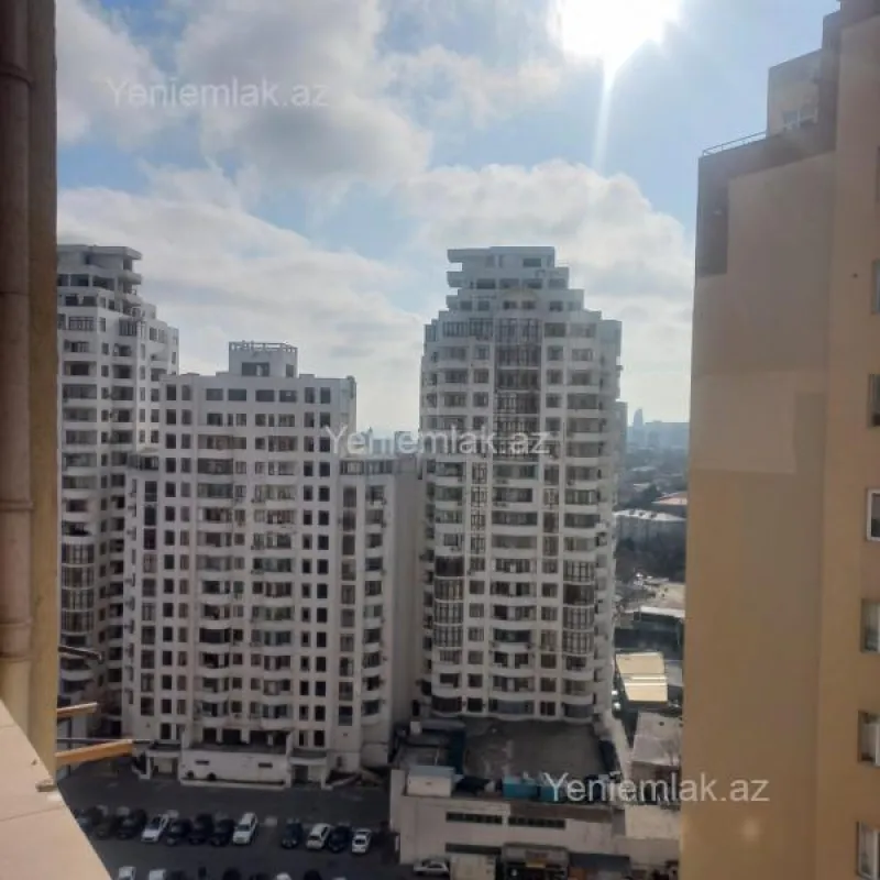 Satılır 6 otaqlı yeni tikili 433 m²