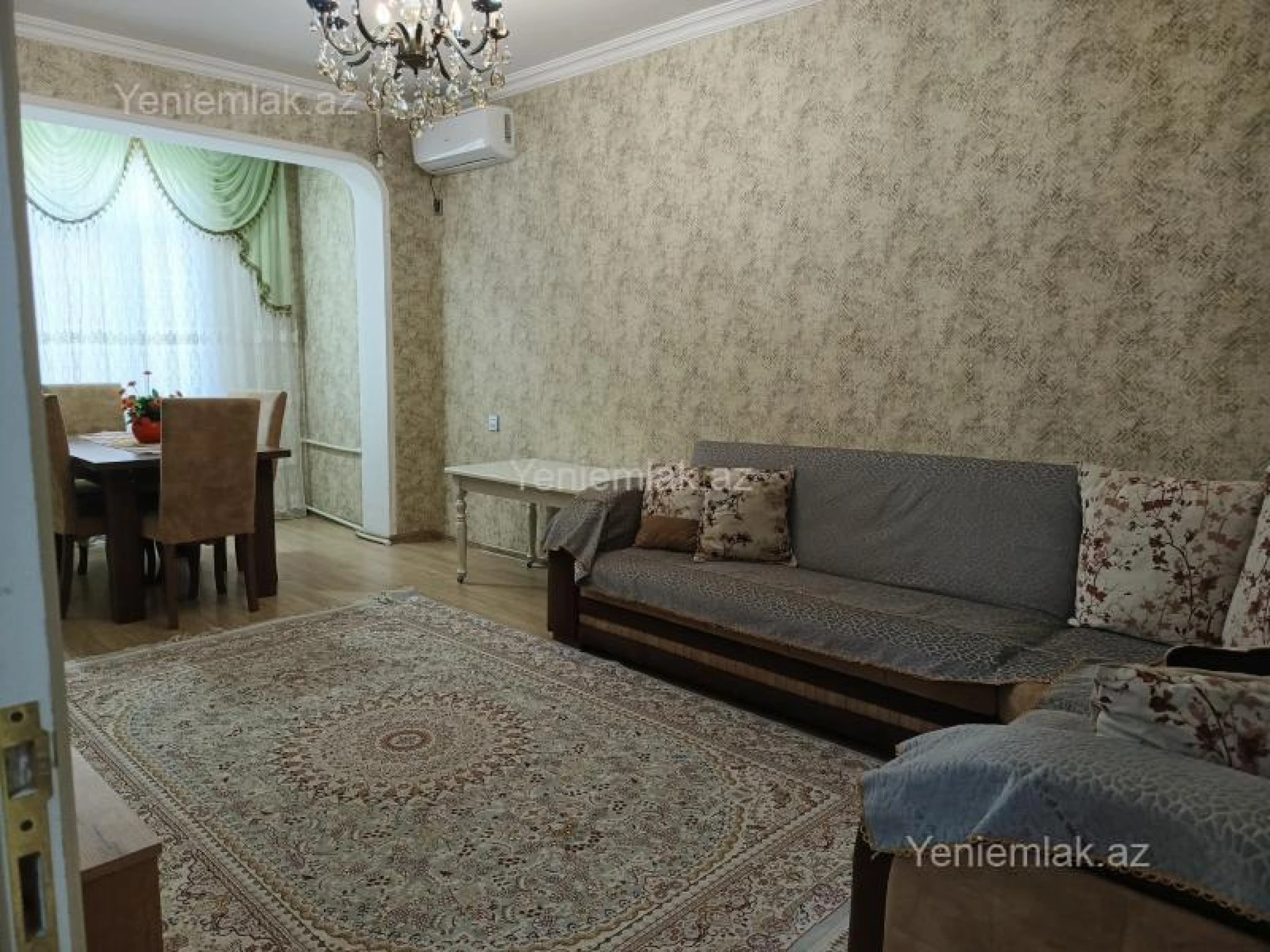 Satılır 4 otaqlı köhnə tikili 110 m²