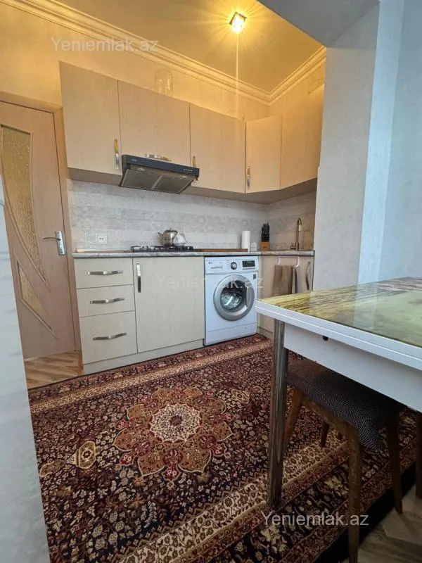 Satılır 2 otaqlı köhnə tikili 46 m²