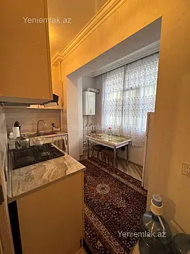 Satılır 2 otaqlı köhnə tikili 46 m²