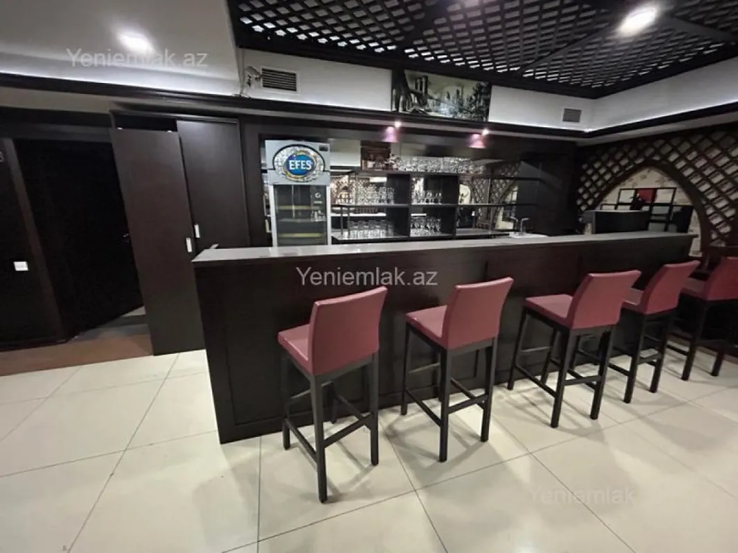 Satılır 6 otaqlı obyekt 275 m²