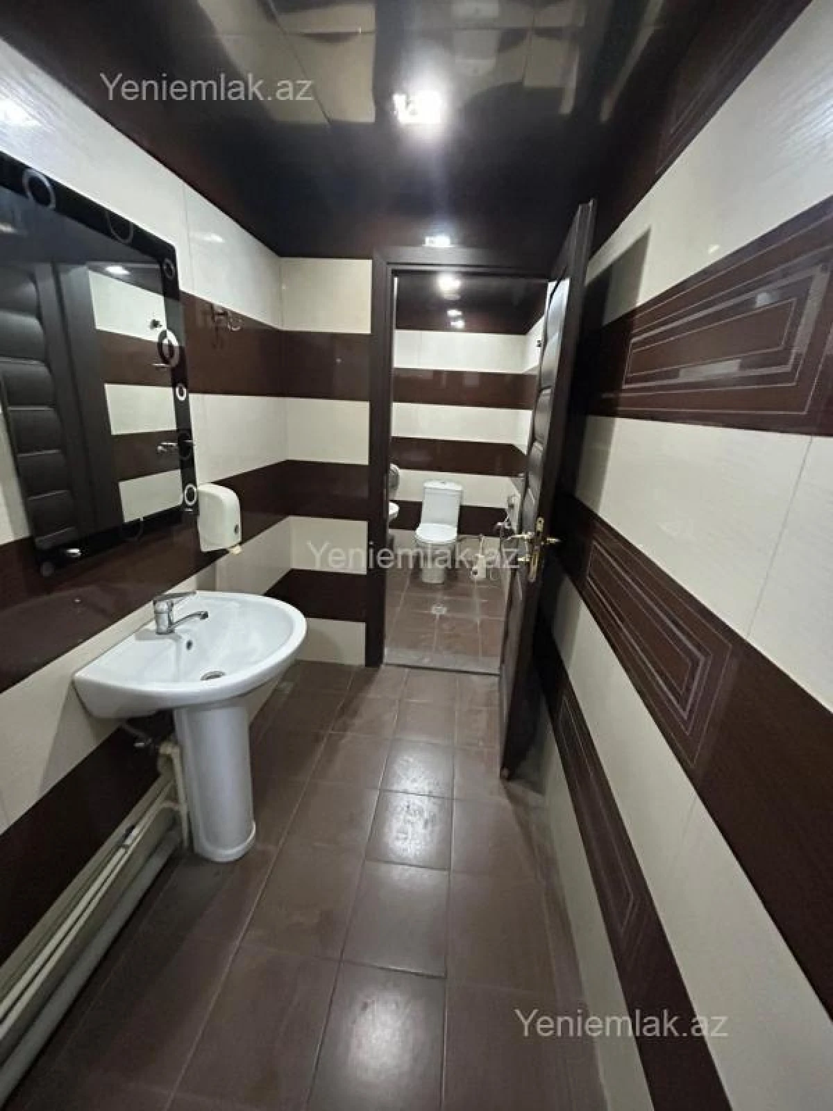 Satılır 6 otaqlı obyekt 275 m²