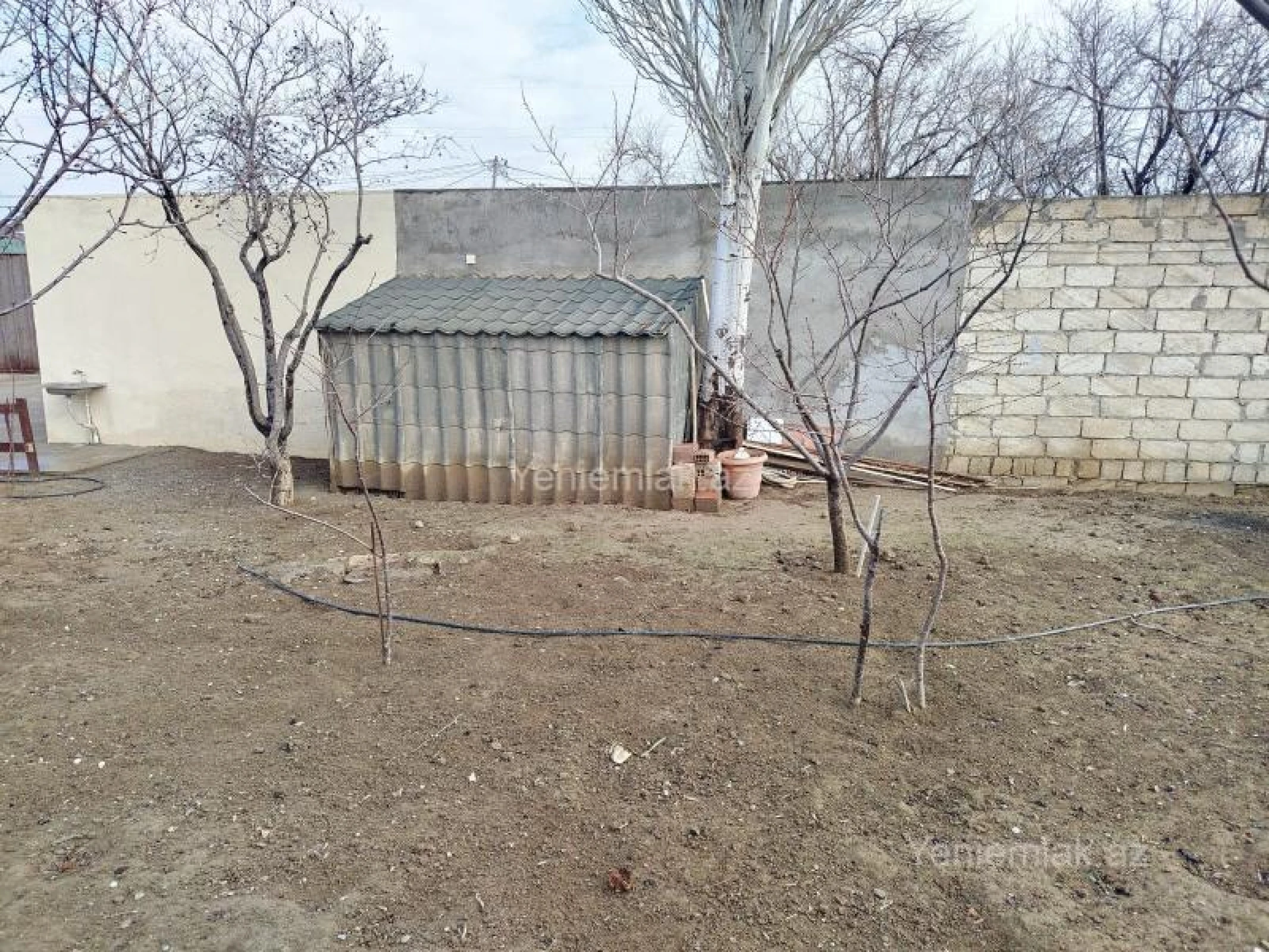 Satılır 4 otaqlı həyət evi 120 m²