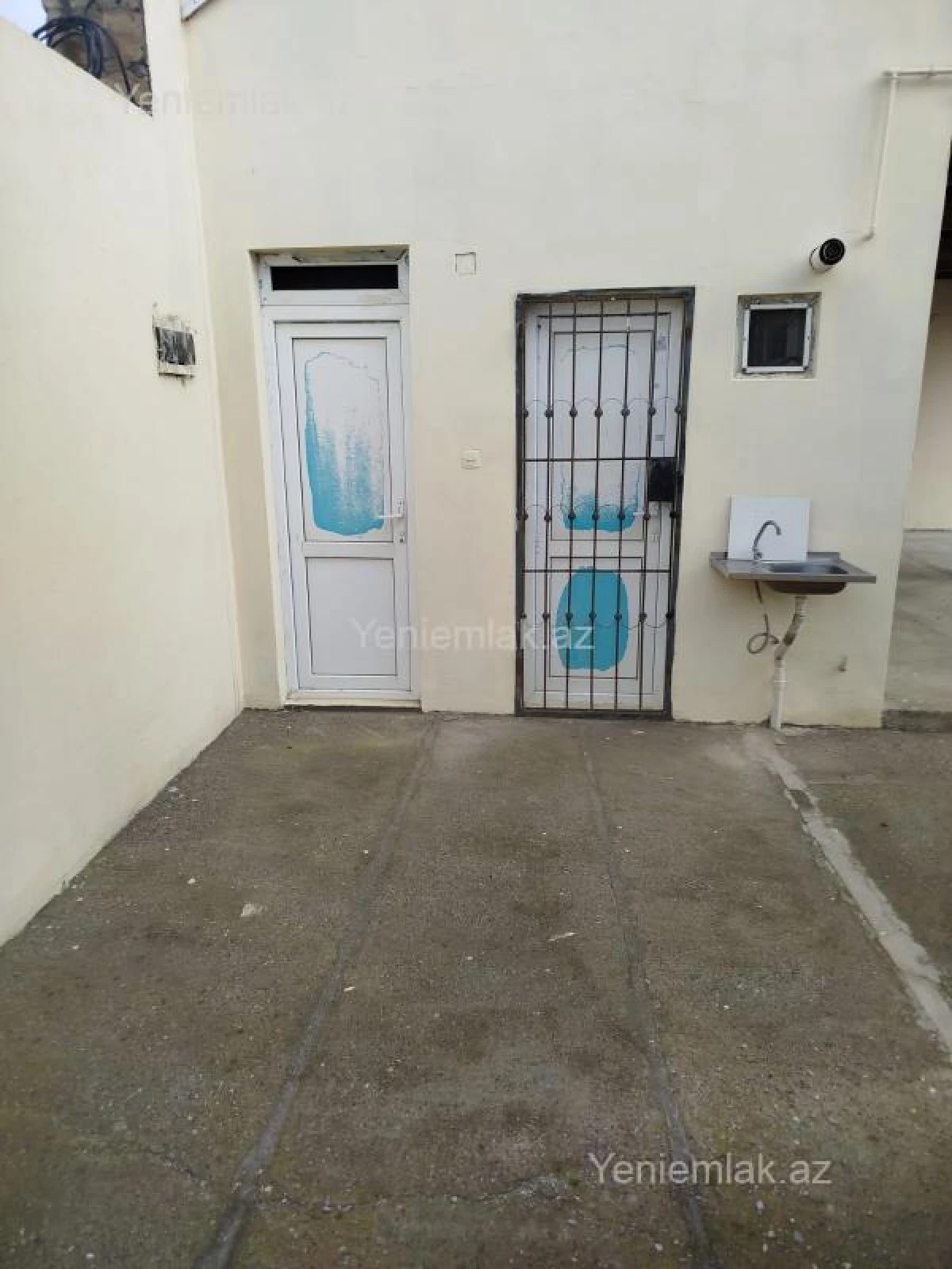 Satılır 4 otaqlı həyət evi 120 m²