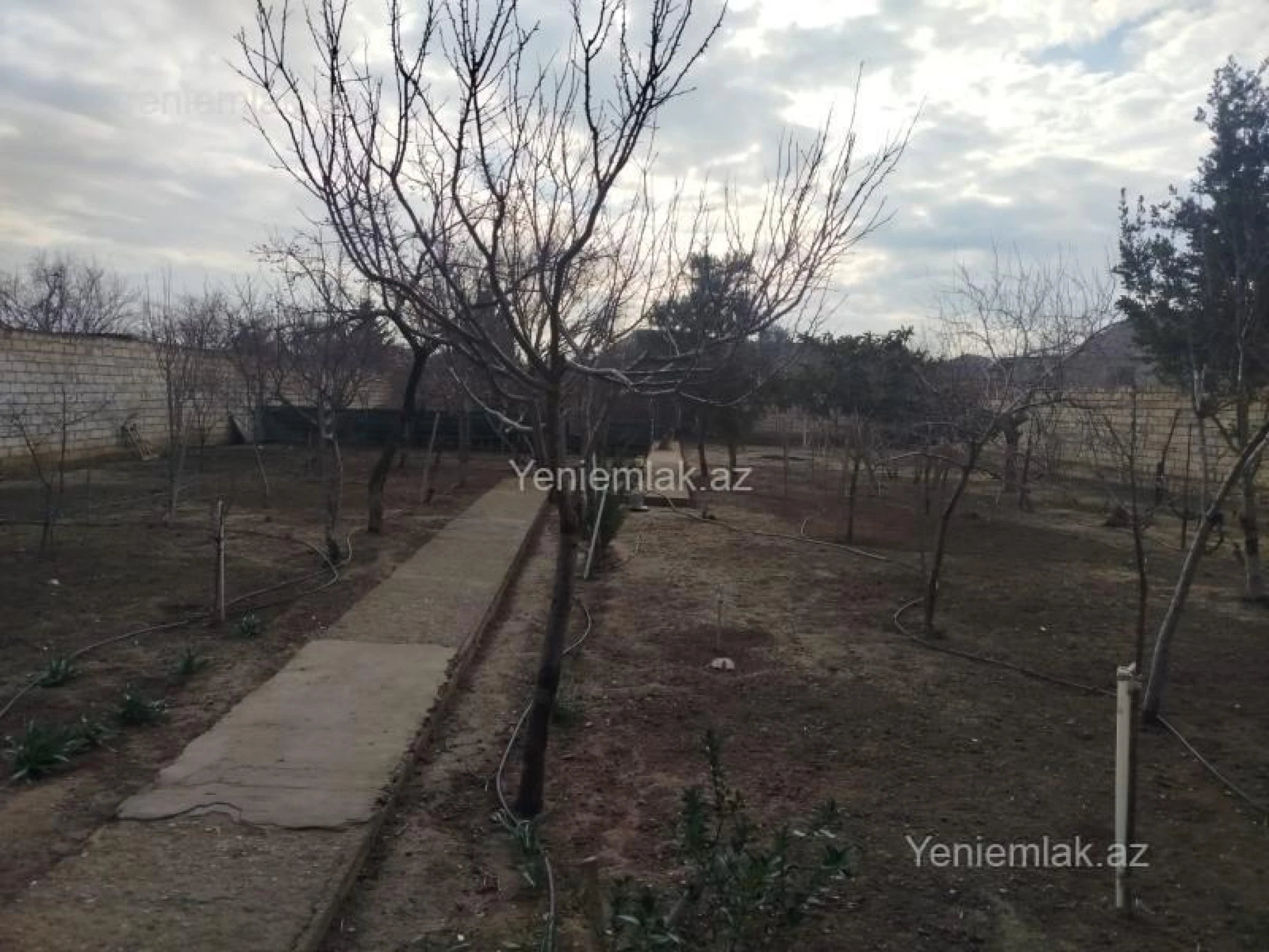 Satılır 4 otaqlı həyət evi 120 m²