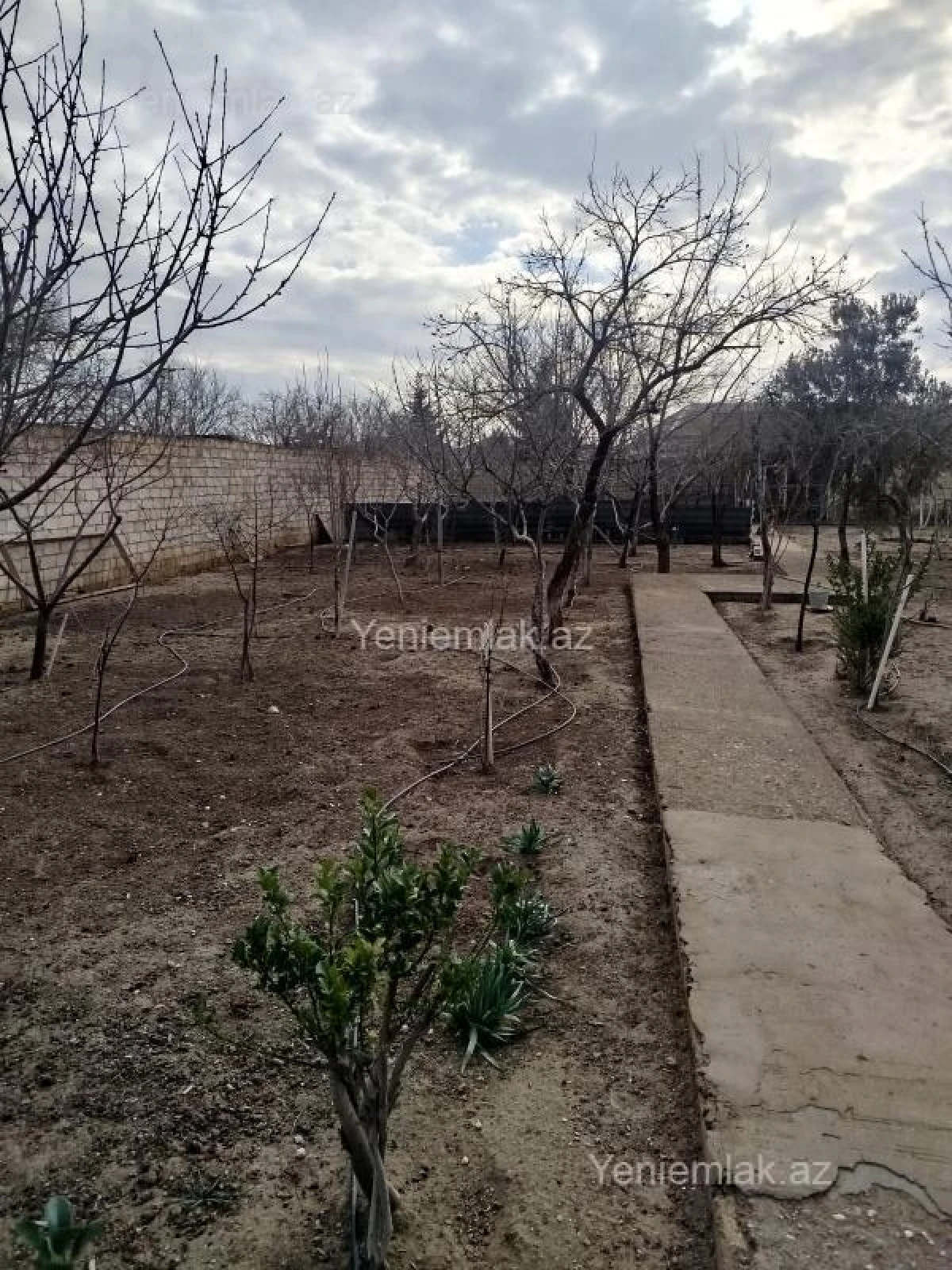 Satılır 4 otaqlı həyət evi 120 m²