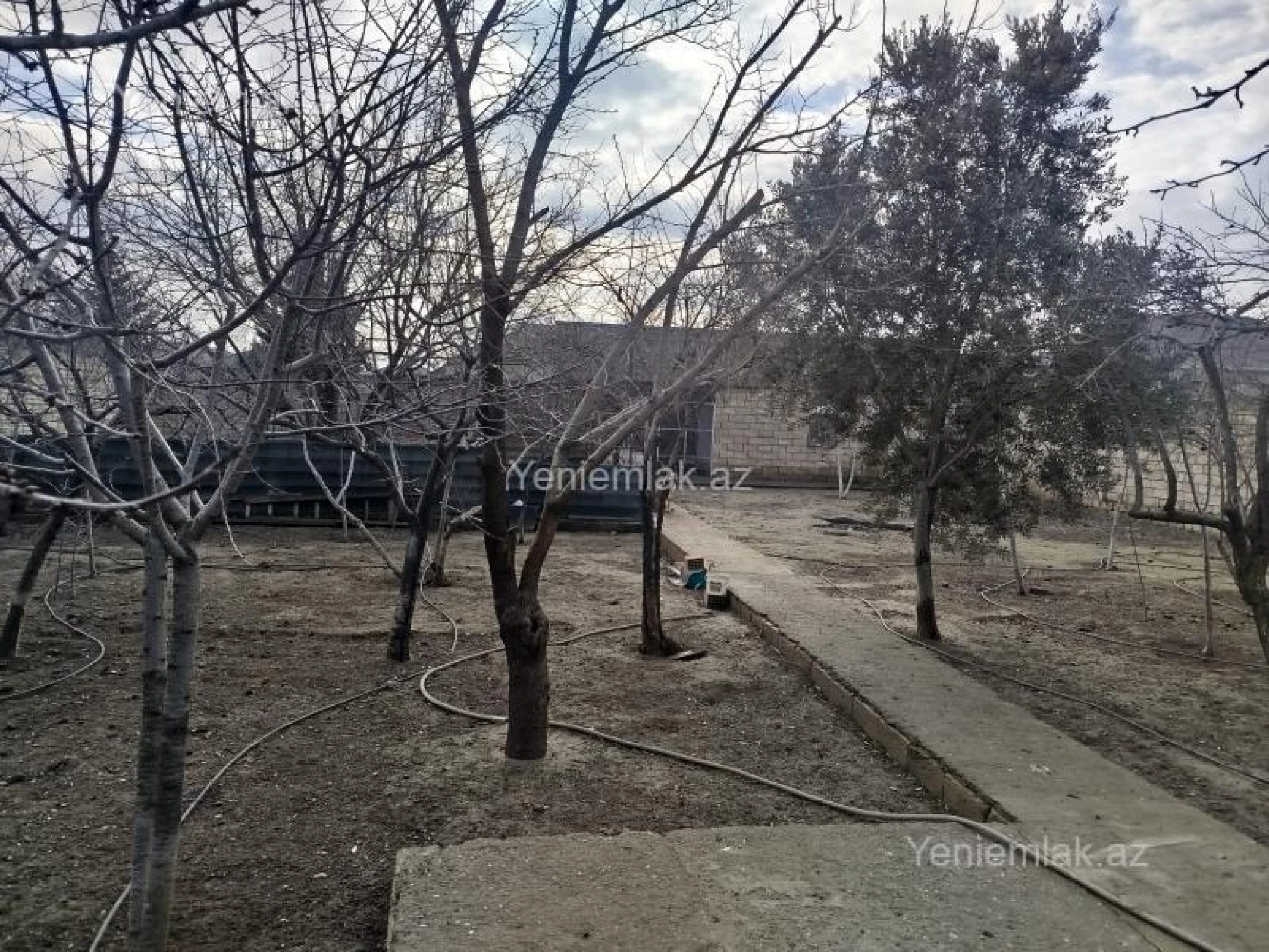 Satılır 4 otaqlı həyət evi 120 m²