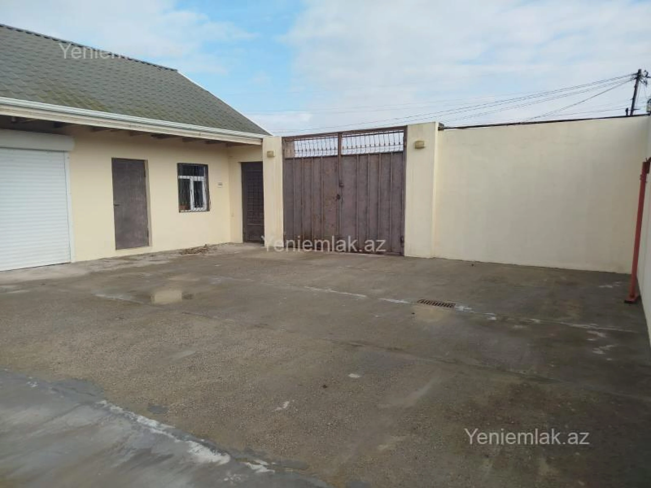 Satılır 4 otaqlı həyət evi 120 m²