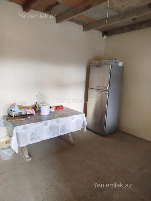 Satılır 4 otaqlı həyət evi 120 m²
