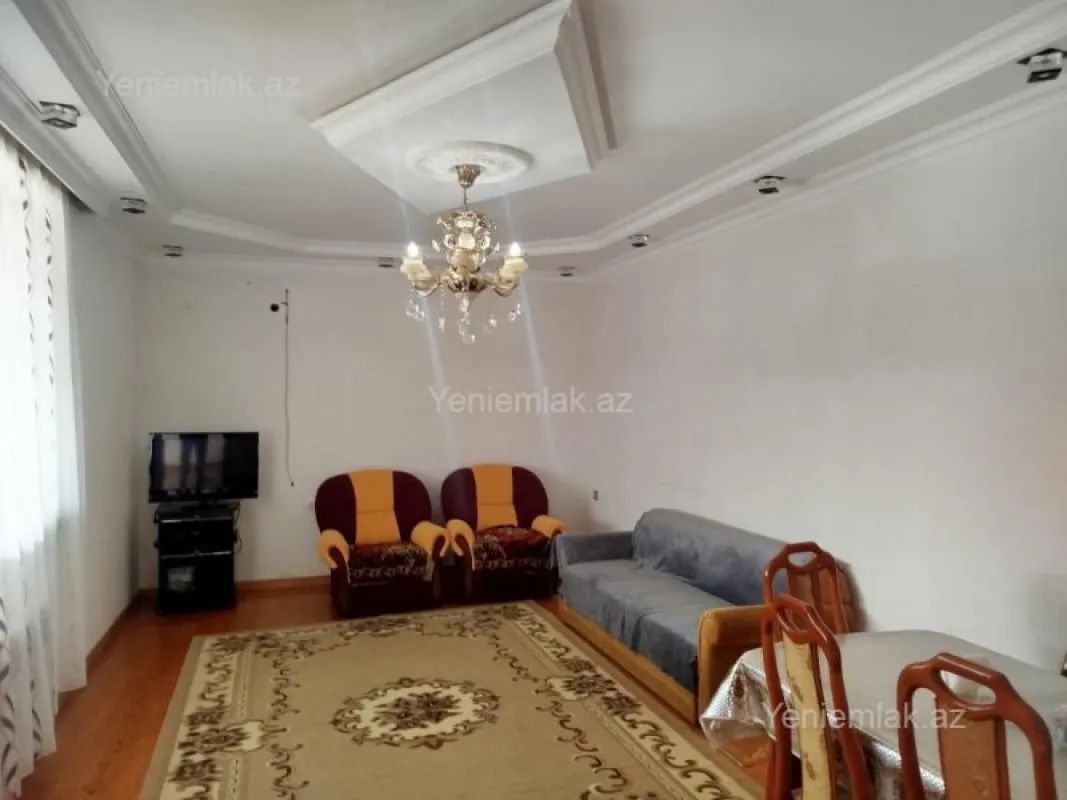 Satılır 4 otaqlı həyət evi 120 m²