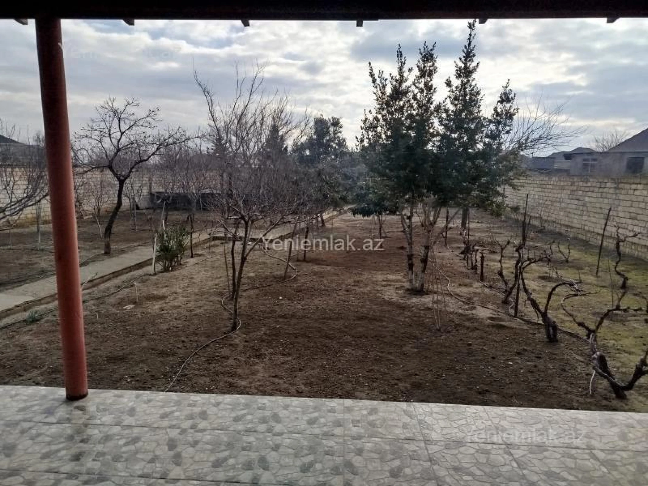 Satılır 4 otaqlı həyət evi 120 m²