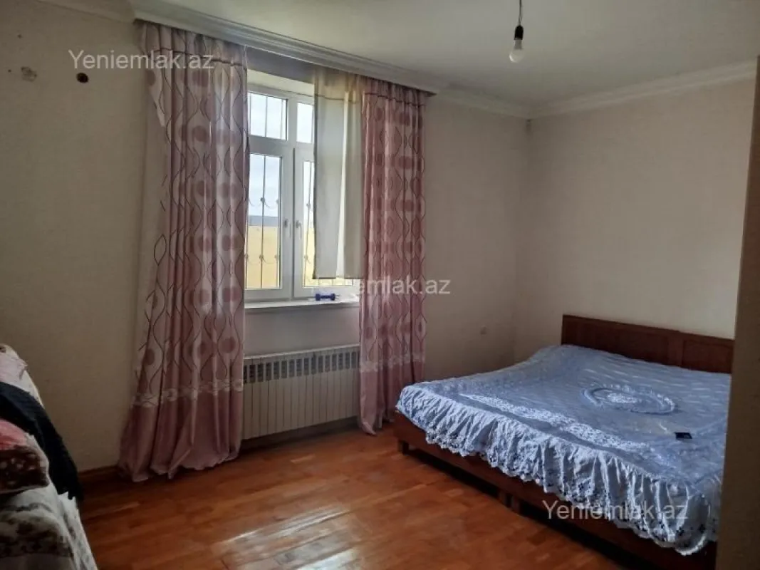 Satılır 4 otaqlı həyət evi 120 m²
