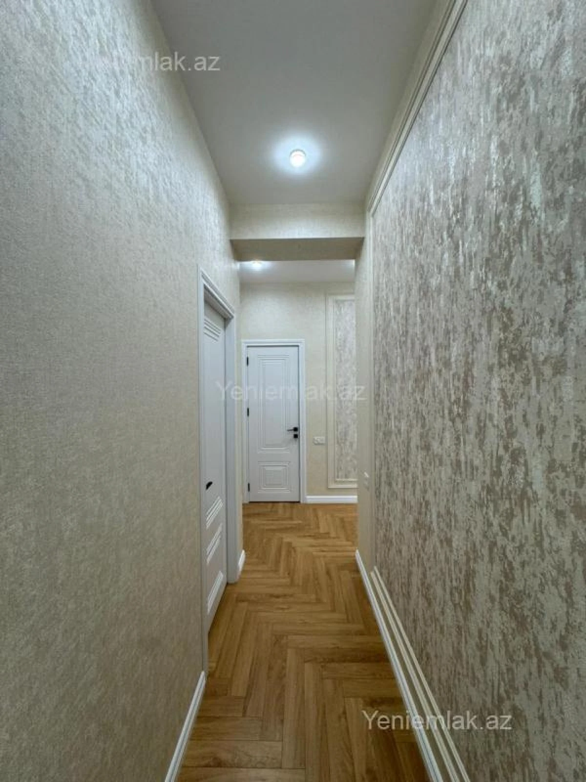 Satılır 3 otaqlı yeni tikili 100 m²