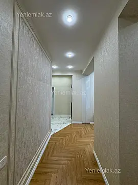 Satılır 3 otaqlı yeni tikili 100 m²