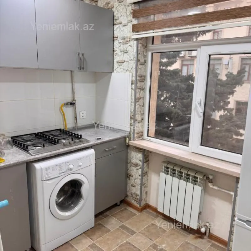 Satılır 1 otaqlı köhnə tikili 31 m²
