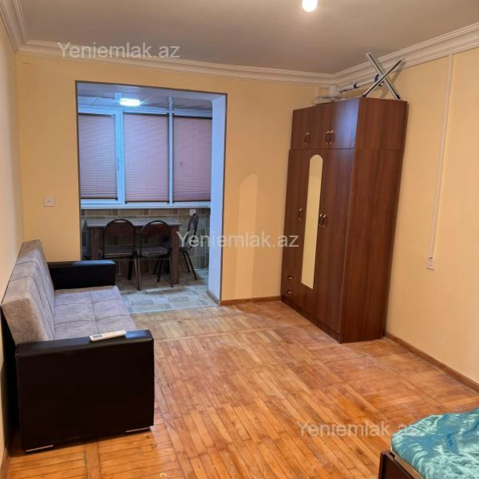 Satılır 1 otaqlı köhnə tikili 31 m²