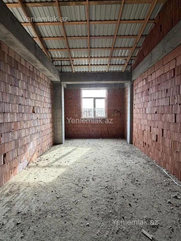 Satılır 2 otaqlı yeni tikili 72 m²