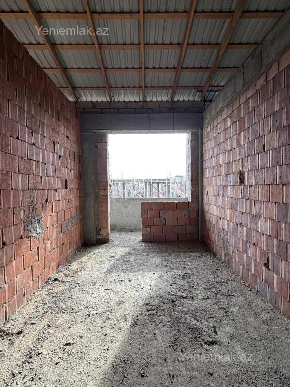 Satılır 2 otaqlı yeni tikili 72 m²