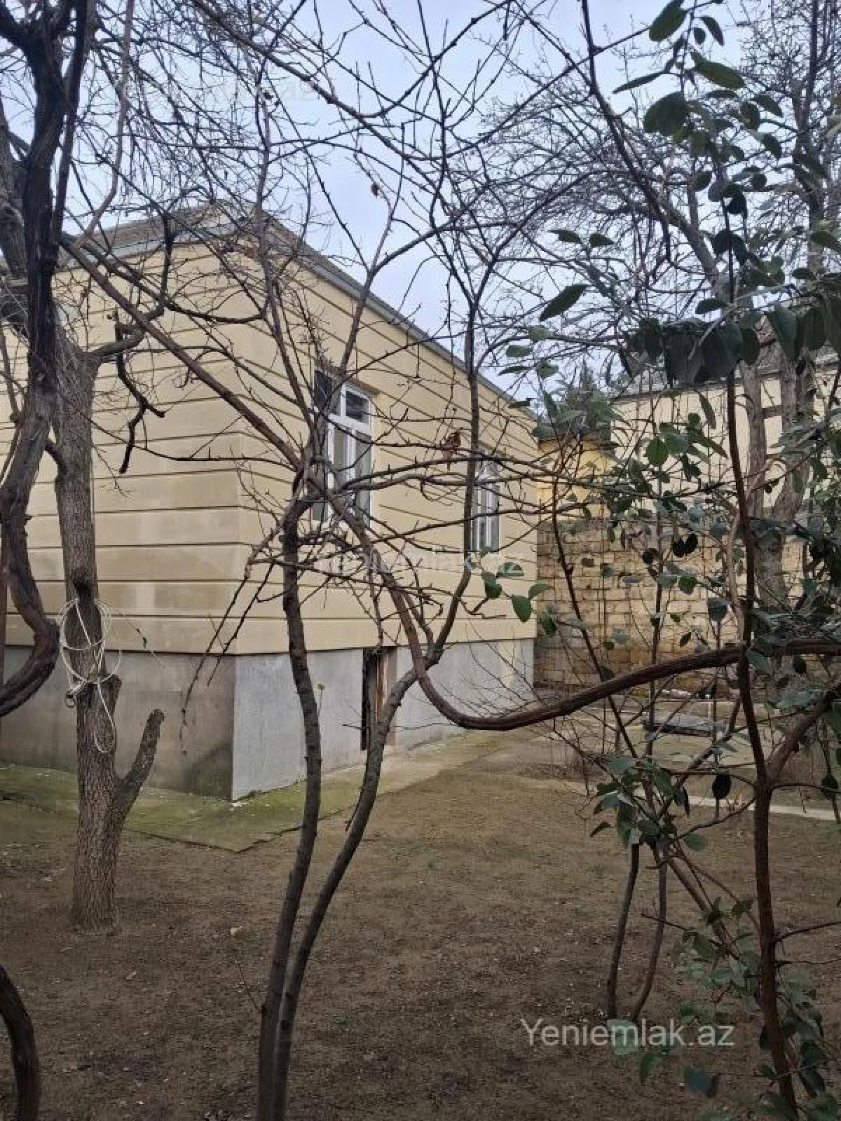 Satılır 4 otaqlı həyət evi 120 m²