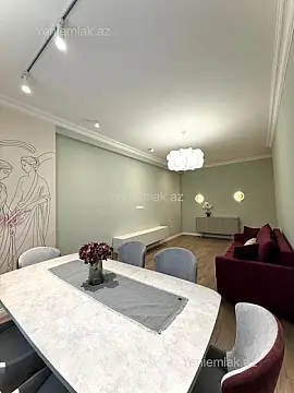 Satılır 3 otaqlı yeni tikili 115 m²