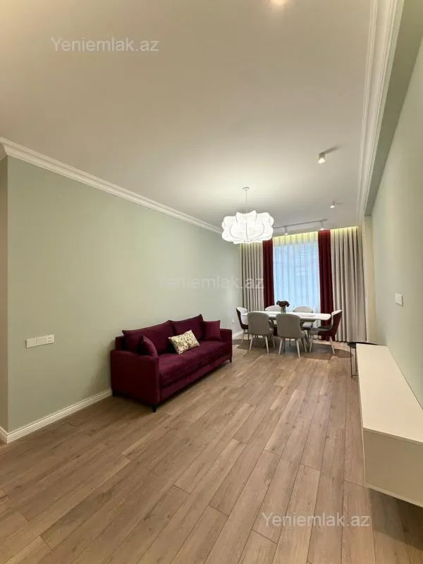 Satılır 3 otaqlı yeni tikili 115 m²