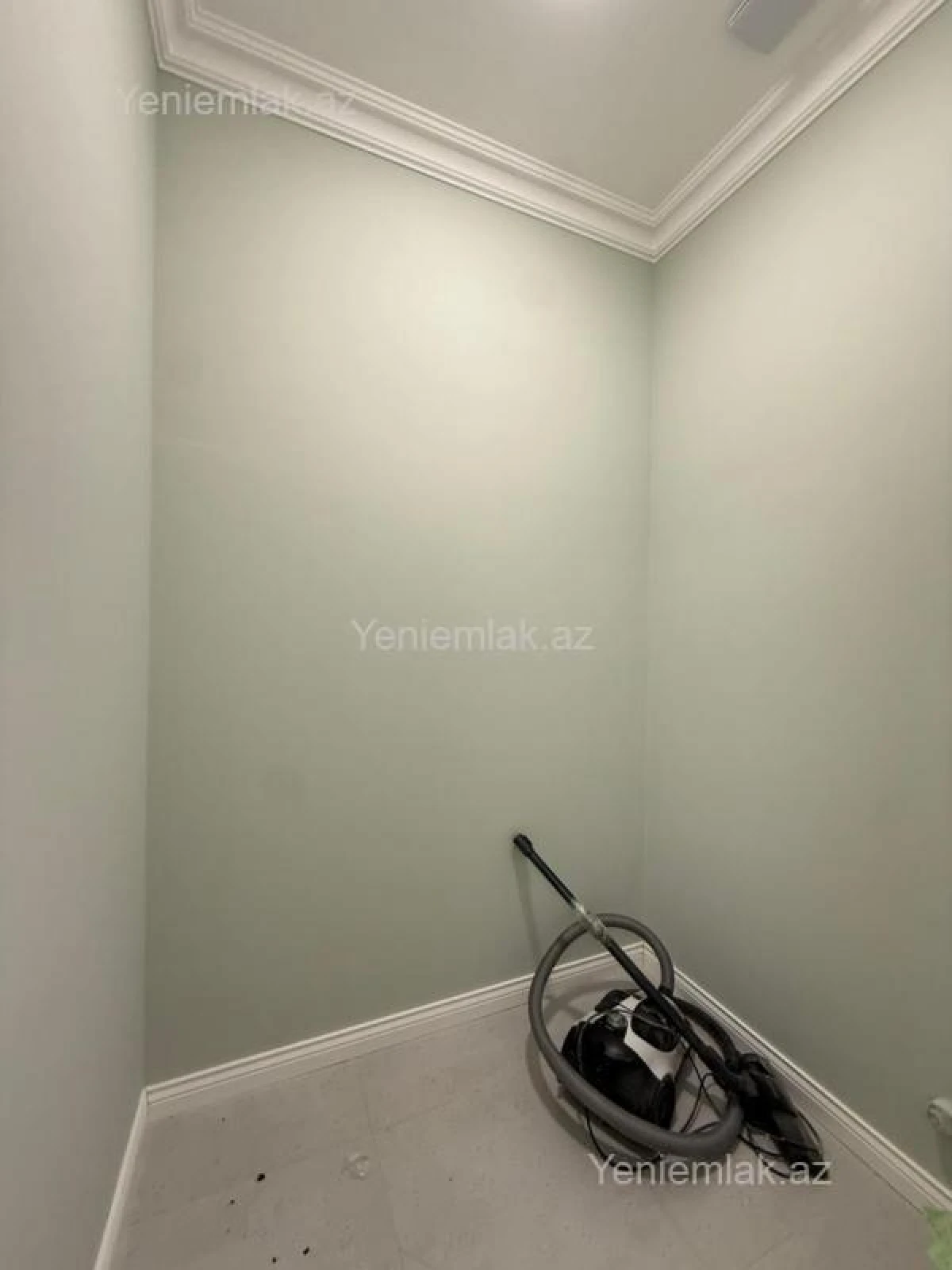 Satılır 3 otaqlı yeni tikili 115 m²