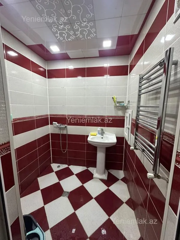 Satılır 3 otaqlı yeni tikili 108 m²