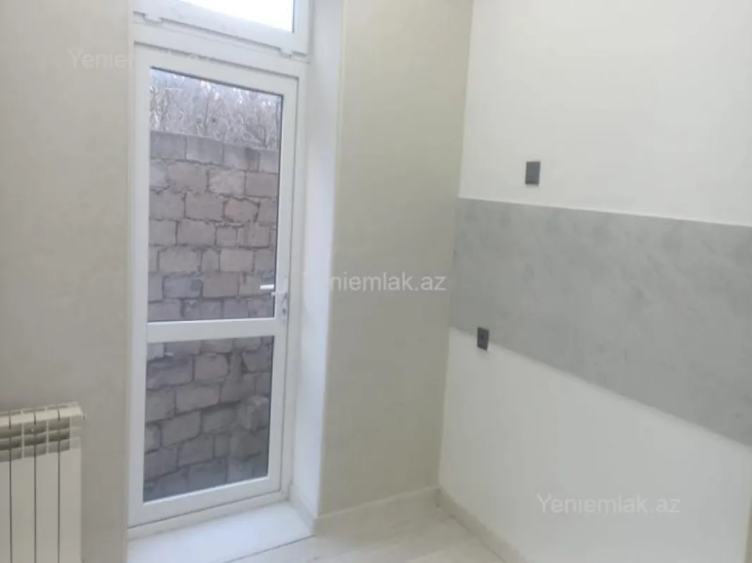 Satılır 2 otaqlı həyət evi 52 m²