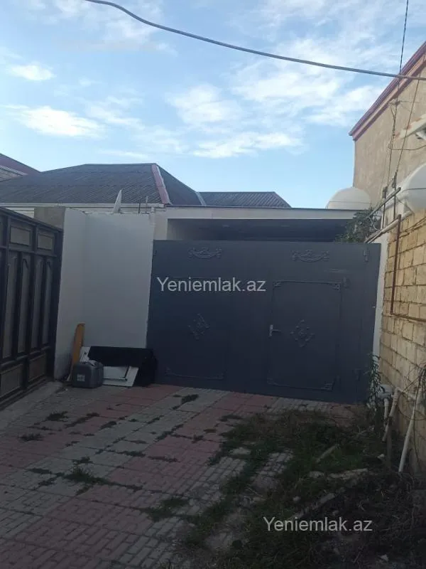 Satılır 2 otaqlı həyət evi 52 m²