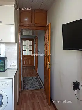 Satılır 2 otaqlı köhnə tikili 65 m²
