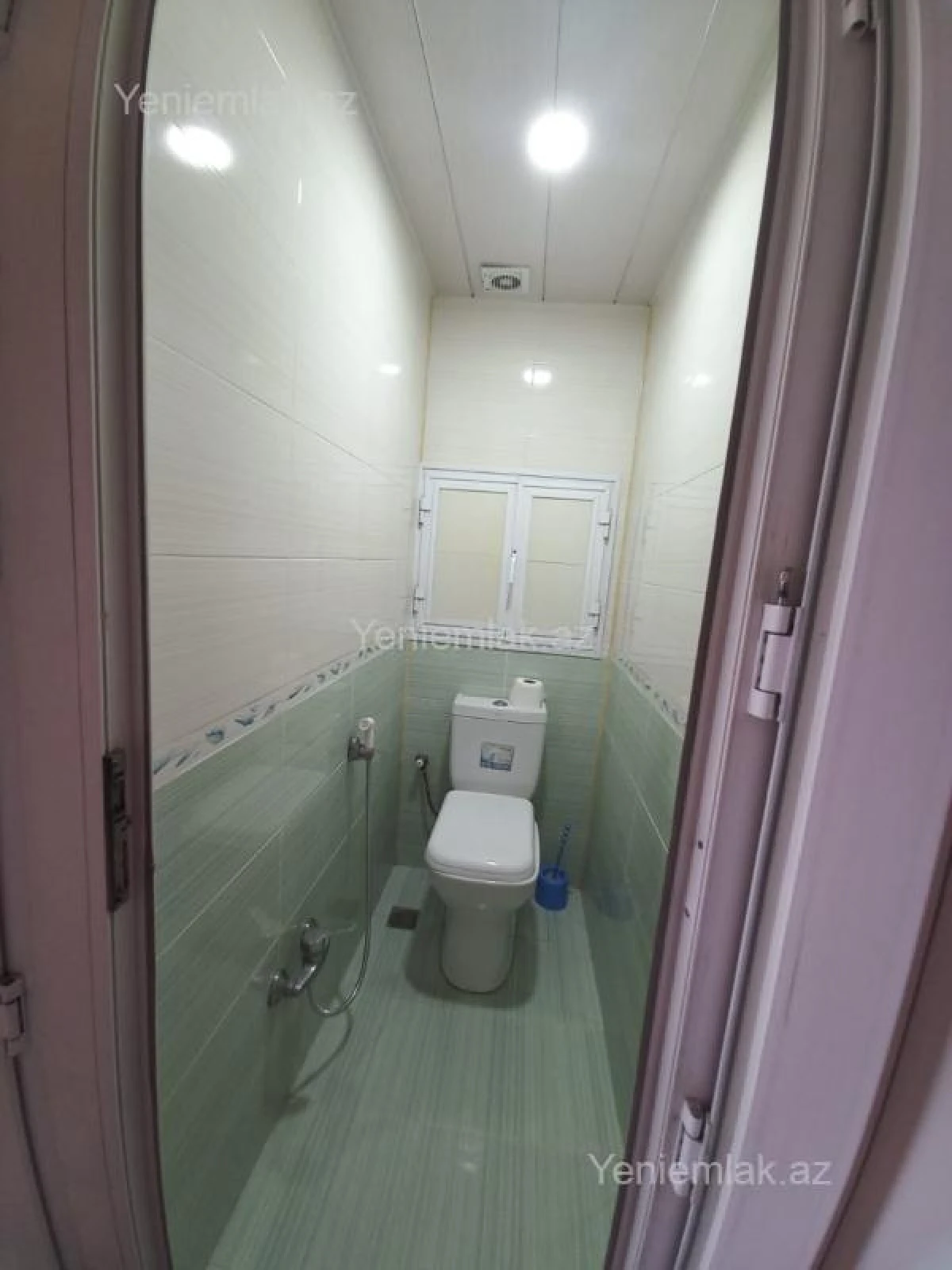 Satılır 2 otaqlı köhnə tikili 65 m²