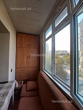 Satılır 2 otaqlı köhnə tikili 65 m²
