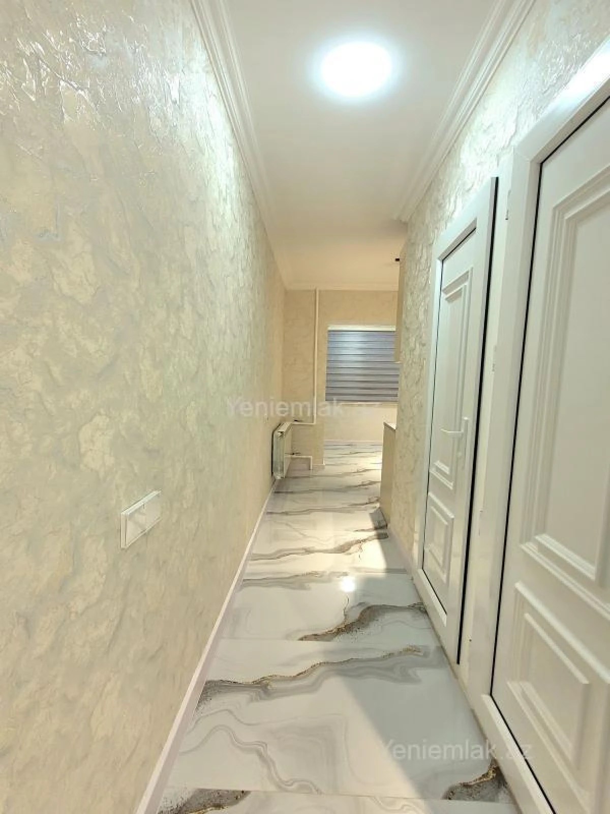 Satılır 3 otaqlı köhnə tikili 85 m²