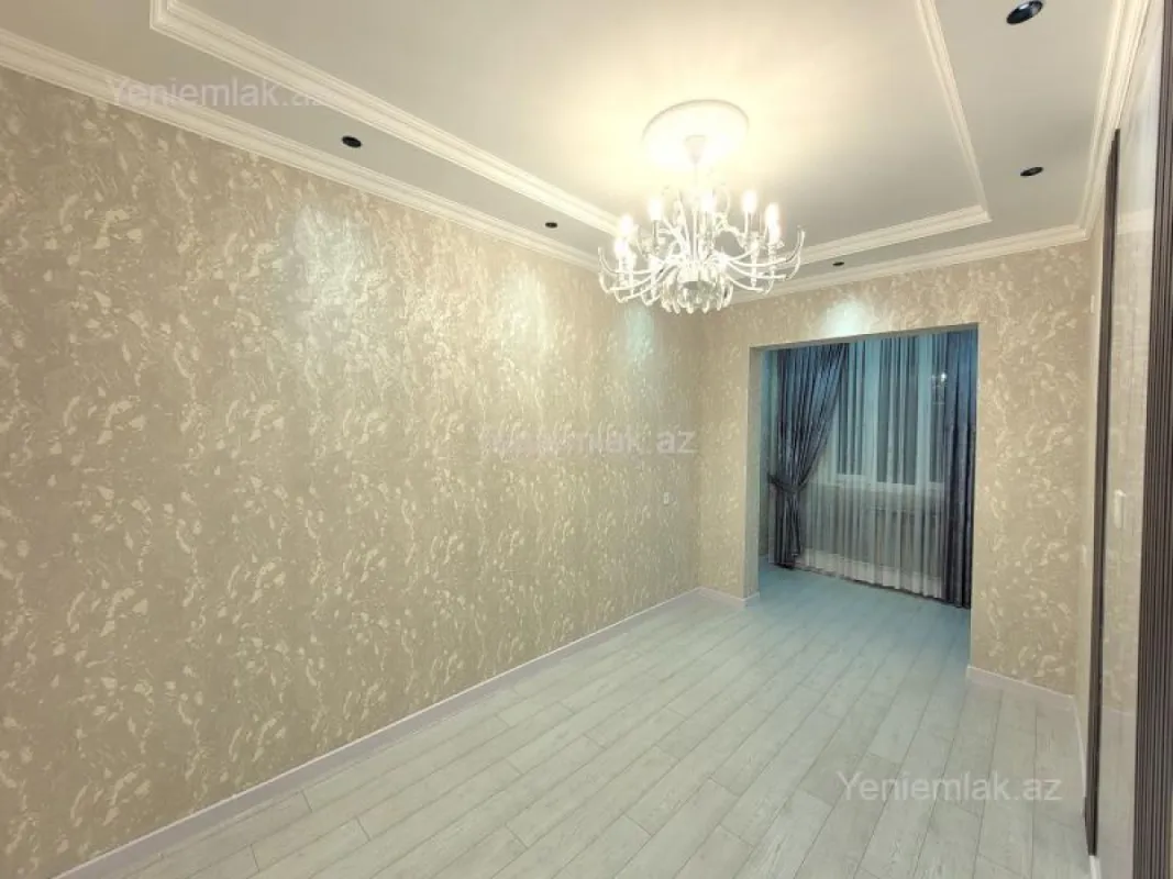 Satılır 3 otaqlı köhnə tikili 85 m²