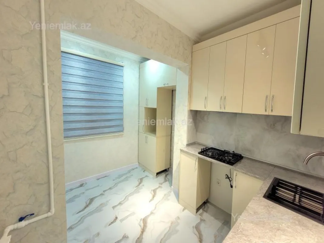 Satılır 3 otaqlı köhnə tikili 85 m²