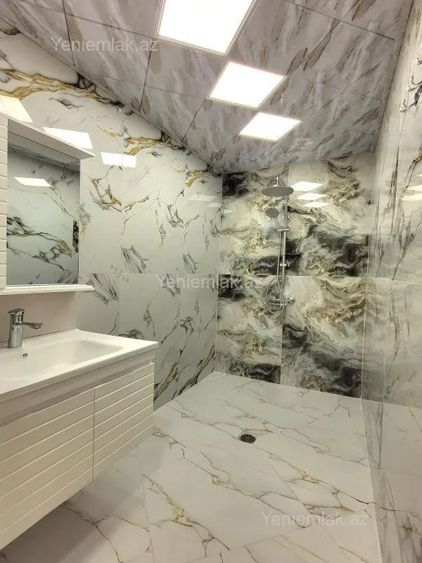 Satılır 3 otaqlı köhnə tikili 85 m²