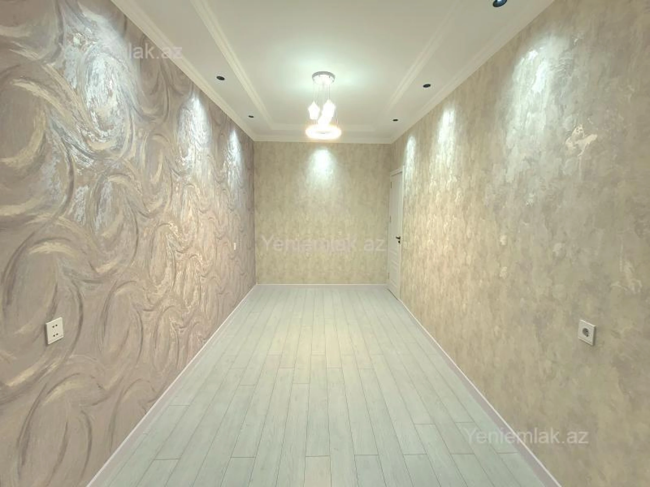 Satılır 3 otaqlı köhnə tikili 85 m²